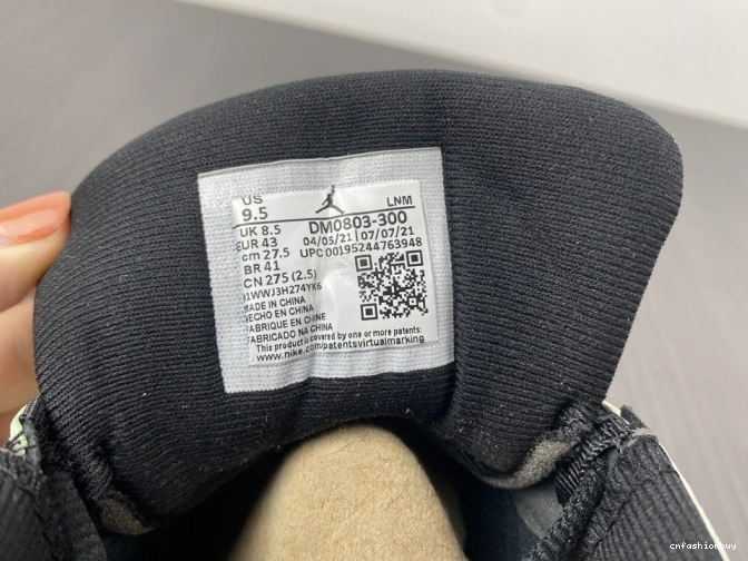 Air Retro DM0803-300 Single's Low Day Jordan 13 (2021) 1124